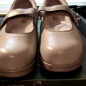 Drew Shoes for women NEW